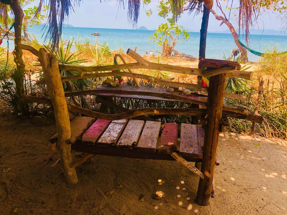 Reggae Island Private Island Ξενοδοχείο Koh Phayam Εξωτερικό φωτογραφία