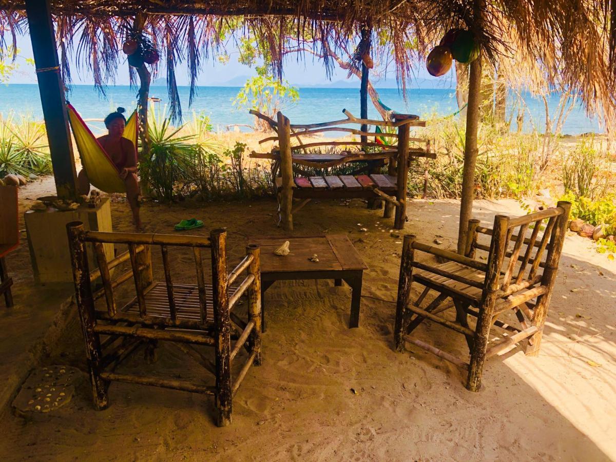 Reggae Island Private Island Ξενοδοχείο Koh Phayam Εξωτερικό φωτογραφία